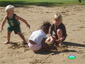 spielende-kinder